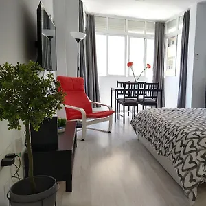 Amplio Estudio,vista Mar Y Montana, A Pasos Del Centro Apartment Torremolinos